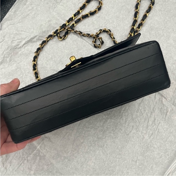 Chanel Single Flap Bag - Picture 6 of 13